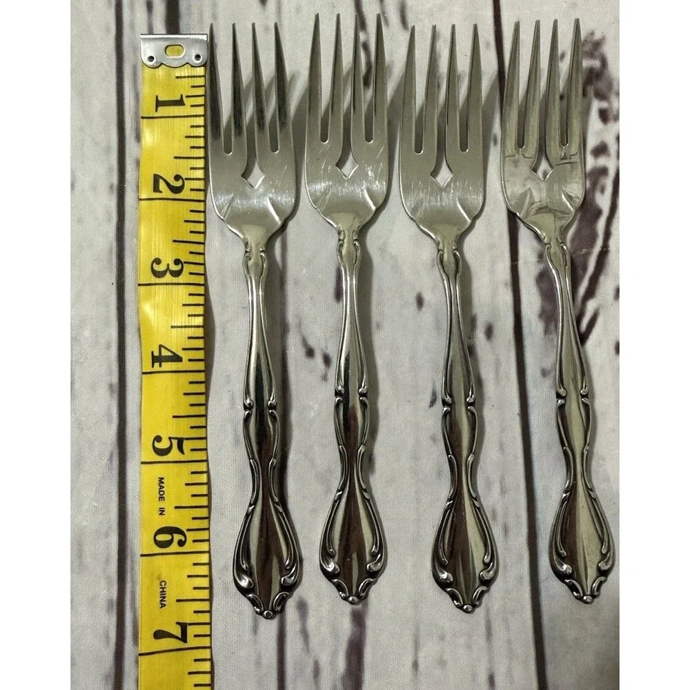Oneida Cantata Stainless Salad Forks 6 5/8” X 4 Flatware Silverware